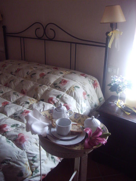 Gli Ulivi Acomodação com café da manhã Fosdinovo Quarto foto